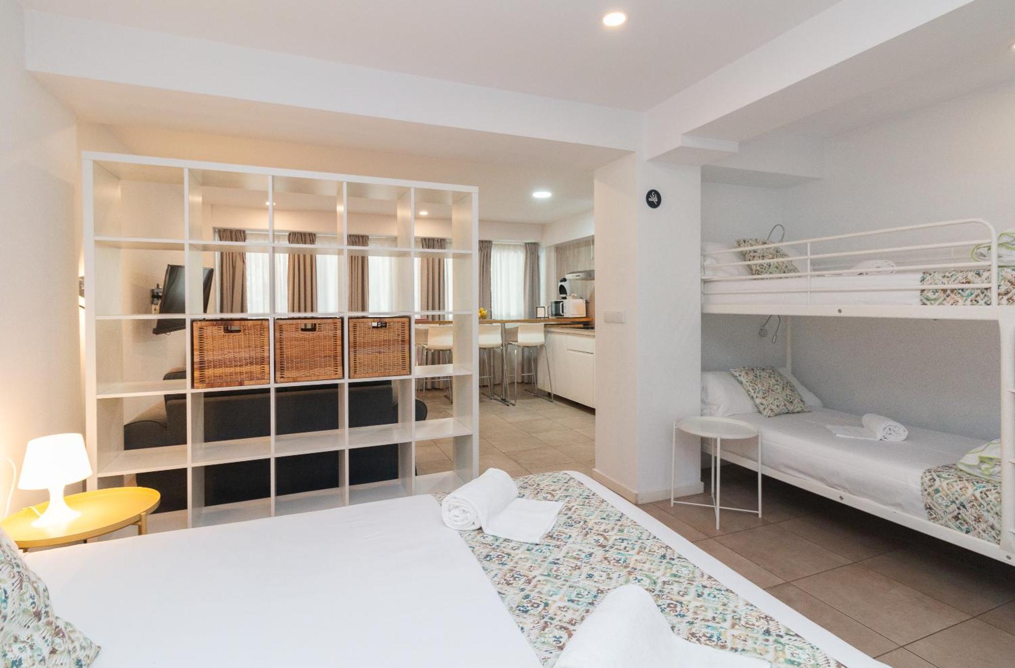 Bet Apartments - Abastos Βαλένθια Εξωτερικό φωτογραφία