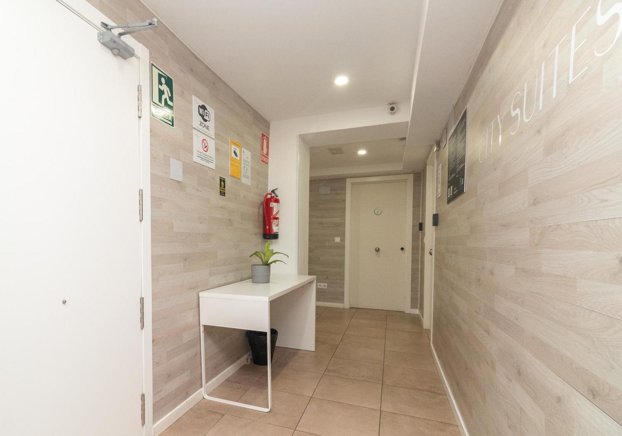 Bet Apartments - Abastos Βαλένθια Εξωτερικό φωτογραφία